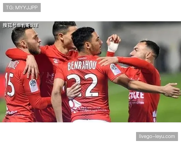 南特火力全开展现强势进攻，下轮赛事表现备受期待