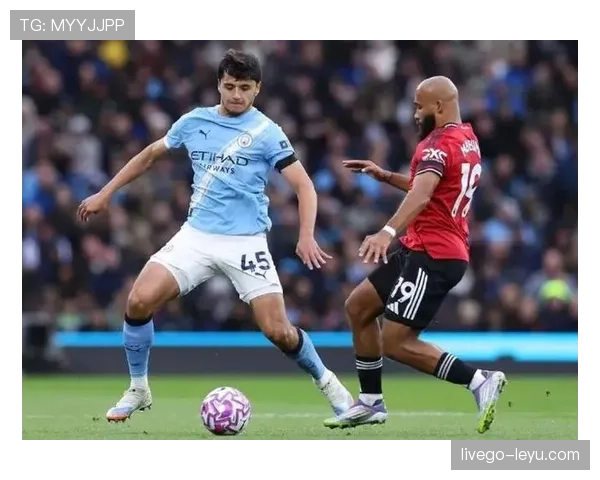 曼城中场表现稳健，助力球队持续提升比赛组织能力