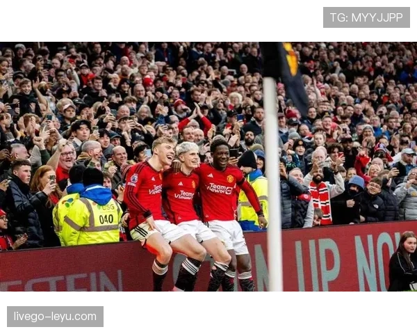 曼联状态回暖逆转取胜，重燃英超争冠希望